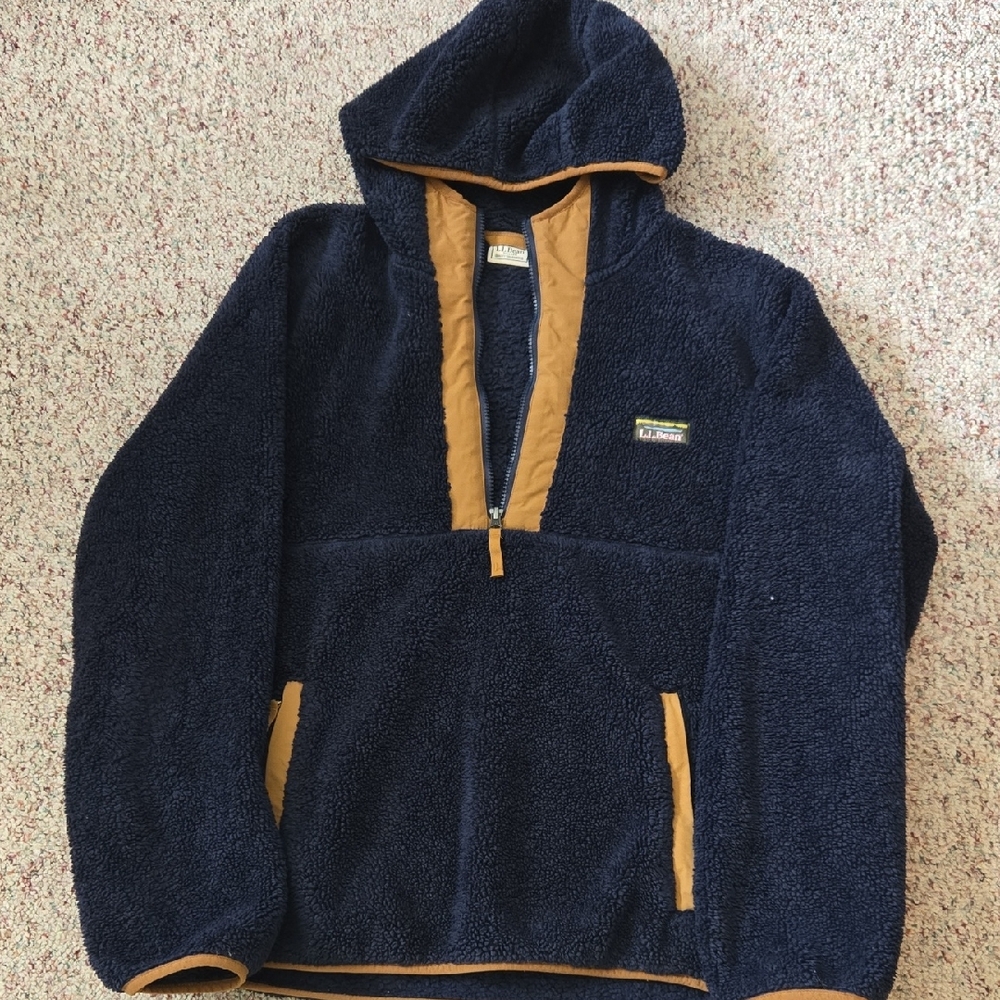 L.L. Bean Navy and Tan Cozy Fleece Jacket